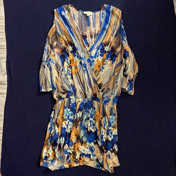 Patterned Romper - Picture 2 of 5